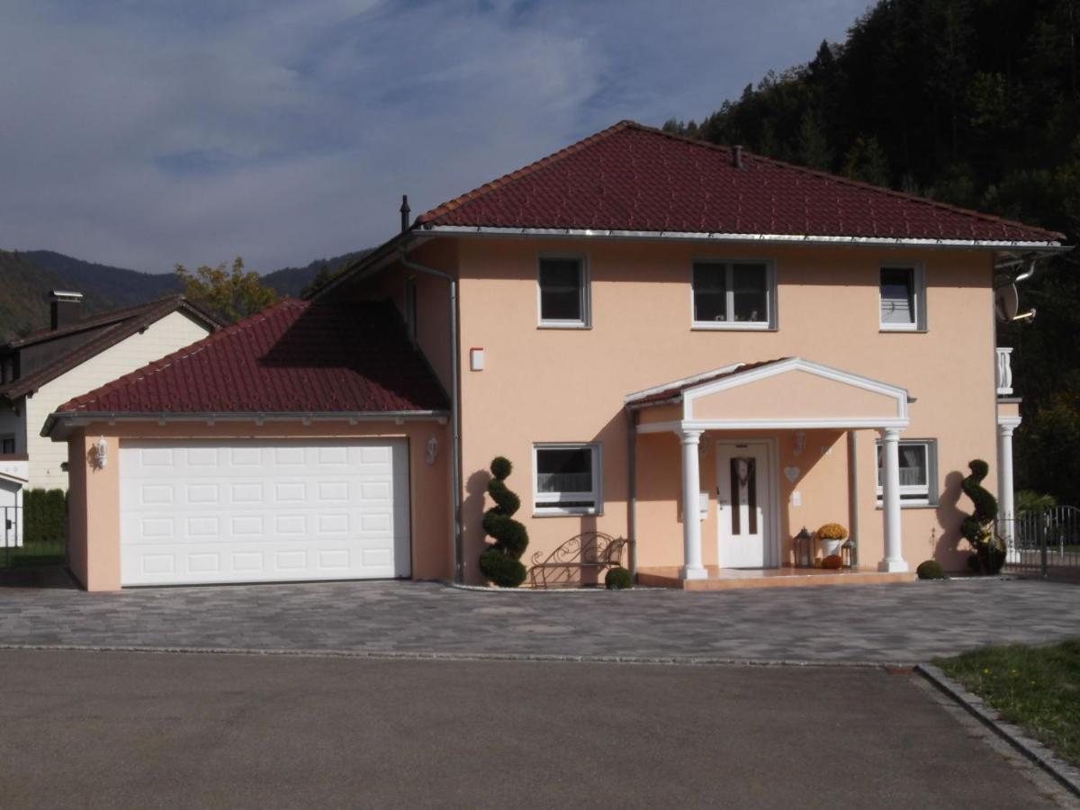 Toscana-Residenz Im Schwarzwald Utzenfeld エクステリア 写真